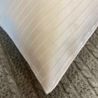 Fehér Csíkos Jacquard Szatén Ágyneműhuzat Garnitúra